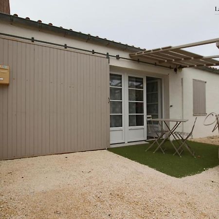 House On The Island Of Oleron Near The Cotiniere Villa Saint-Pierre-d'Oleron Exterior photo